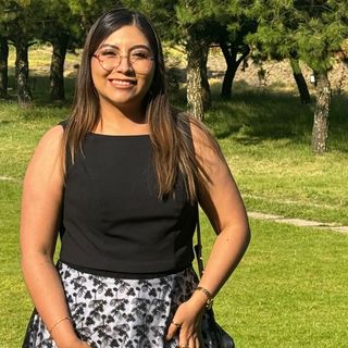 Ampliar imagen: Andrea Jiménez, Geriatra Ciudad de México