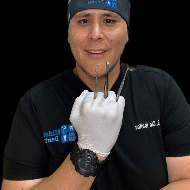 Cio Ibañez, Dentista - Odontólogo Rosarito