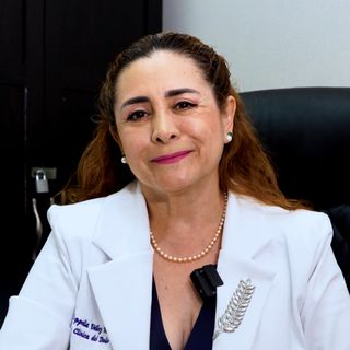 Dra. Martha Coppelia Velez Hernandez
