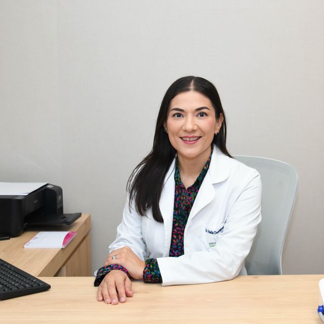 Nadia Dominguez Ferrer, Ginecólogo Monterrey