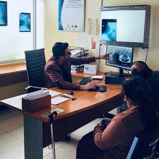 Ampliar imagen: Alejandro Noé Magaña Cárdenas, Traumatólogo Veracruz