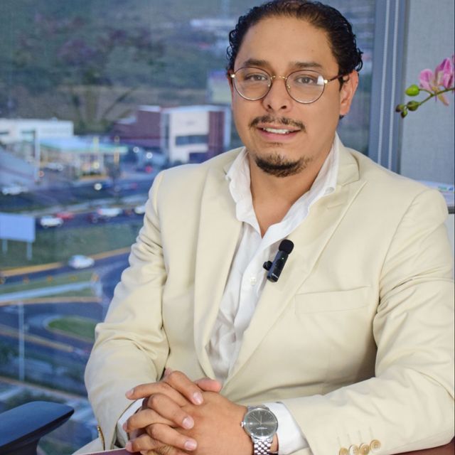 José Guillermo Mejía Hurtado, Neumólogo Querétaro