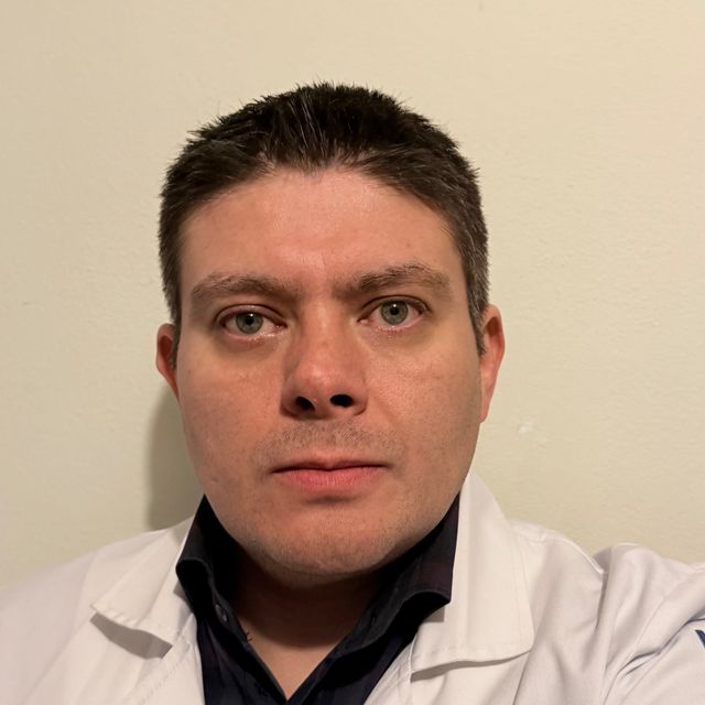 Armando  Rojo Enríquez, Infectólogo Huixquilucan