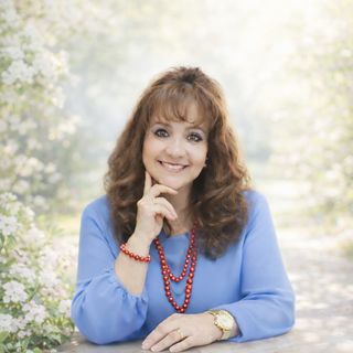 Mtra. Elena Vázquez Gargallo