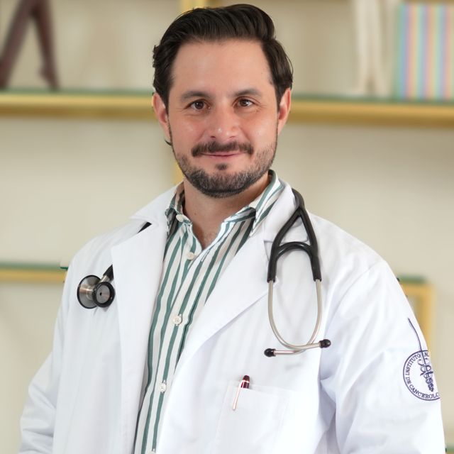 Julio Ulloa Garcia, Oncólogo médico Saltillo