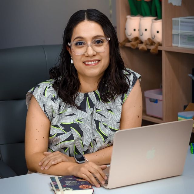 María Fernanda Herrera Reynoso, Neurólogo pediatra Ciudad de México