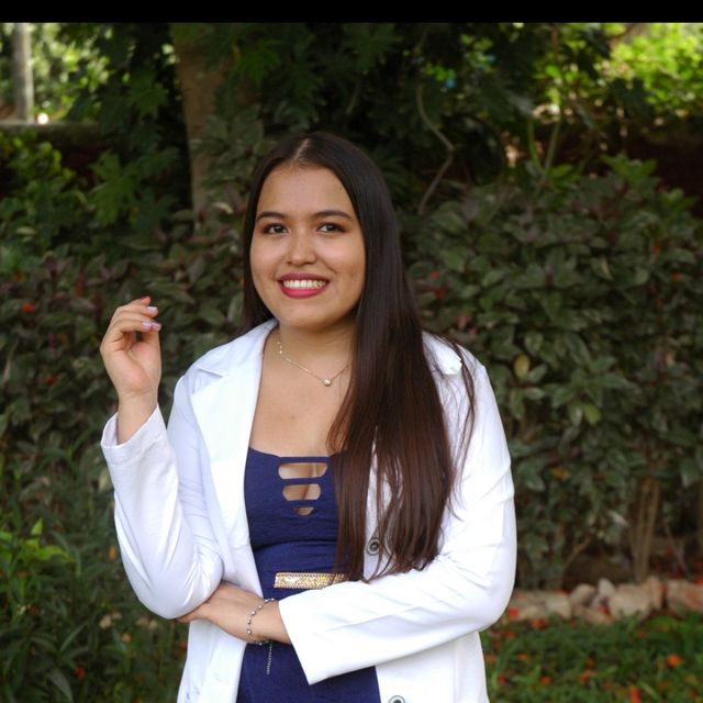 Nínive Chalé Sánchez, Médico general Mérida