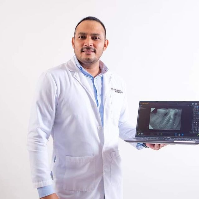 Ivan Urbina Sibaja, Endodoncia Tuxtla Gutierrez