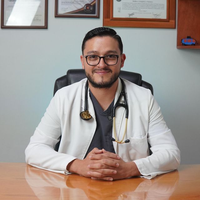 Erick Ivan Alonso Meza, Geriatra Guadalajara