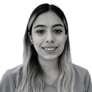 Ampliar imagen: Guadalupe Irela Limon Cota, Dentista - Odontólogo Tijuana