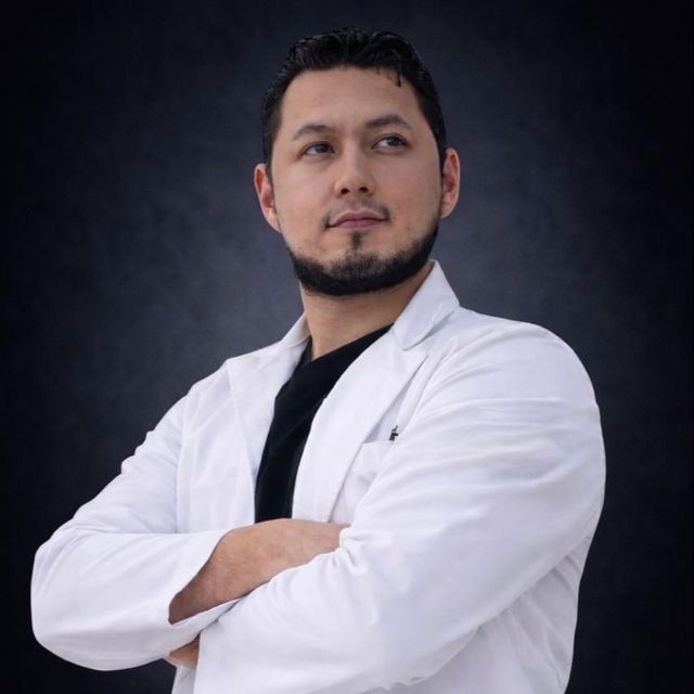 Alexis García De los Santos, Ortopedista Doxey