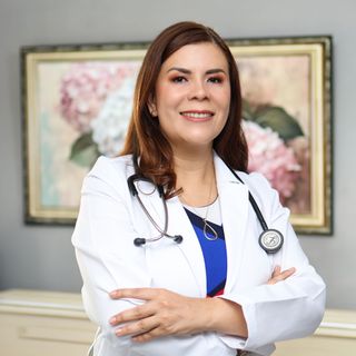 Ampliar imagen: Yazmín Aide Hernández Moreno, Otorrinolaringólogo Cuauhtémoc