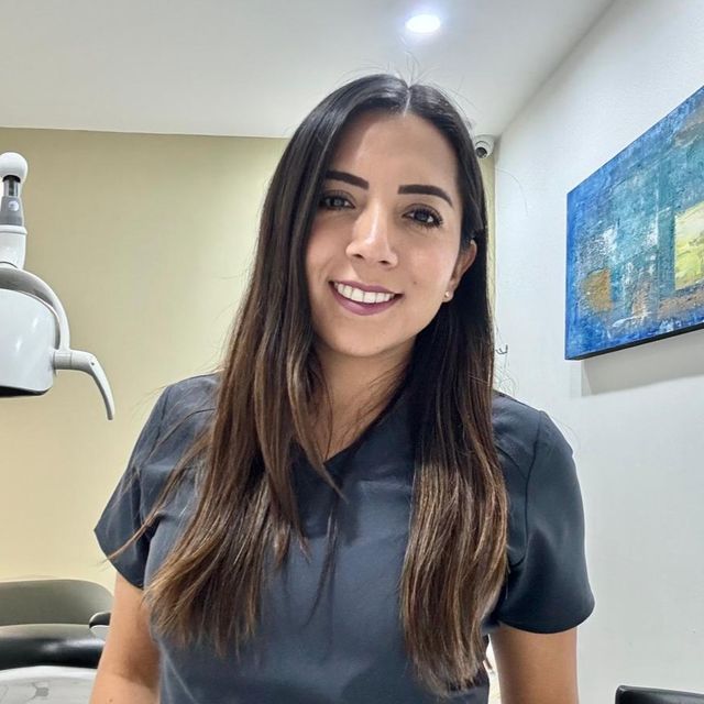 Karla Garnica Elguero, Dentista - Odontólogo Atizapán de Zaragoza