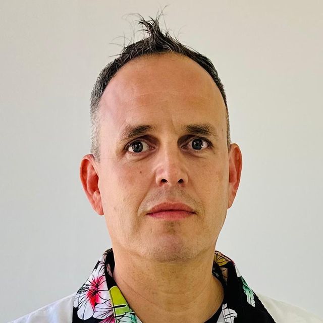 Valentin Noriega Leon, Ortopedista Ensenada