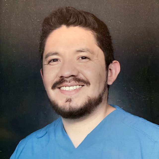 David Briones Rangel, Cirujano pediátrico Ciudad de México