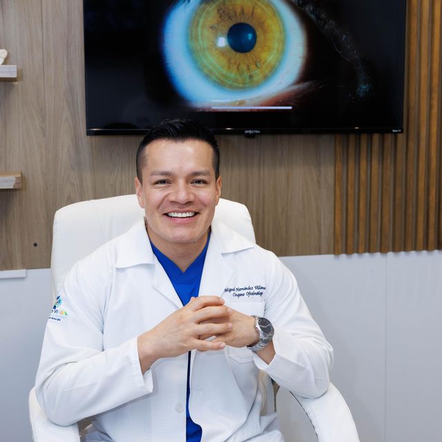Miguel Hernández Villanueva, Oftalmólogo Zimatlán de Álvarez