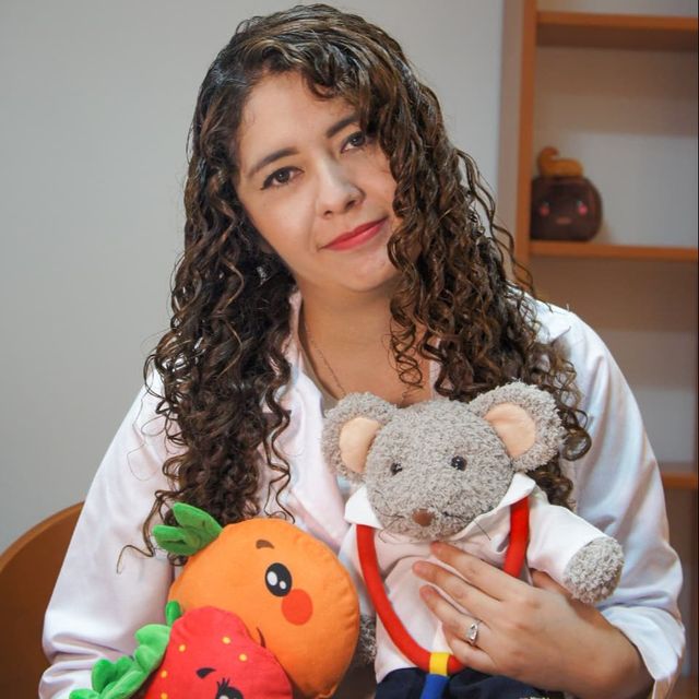 Sabrina Abigail Medina Rodríguez, Gastroenterólogo pediátrico San Luis Potosi