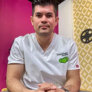 Ampliar imagen: Roel Sanchez Gonzalez, Nutriólogo Mexicali