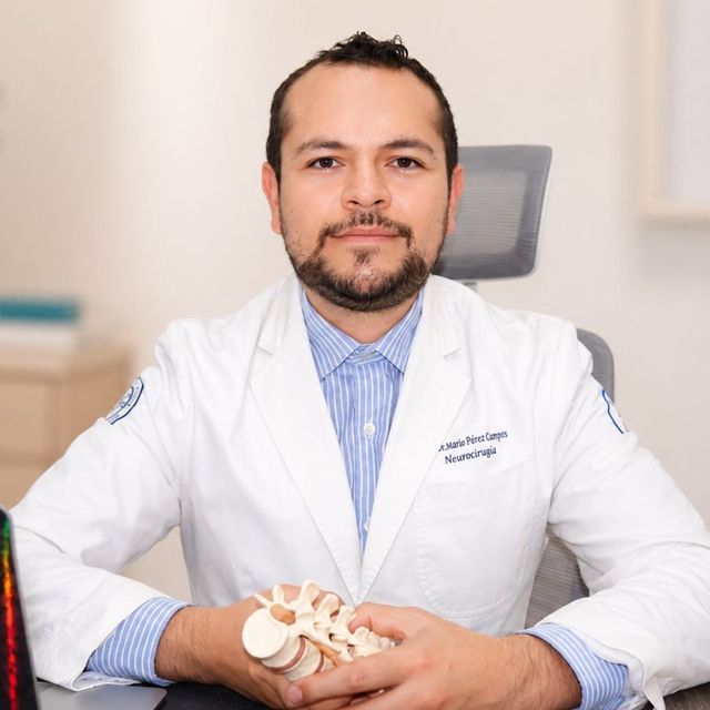 Orlando Pérez Campos, Neurocirujano Cuauhtémoc