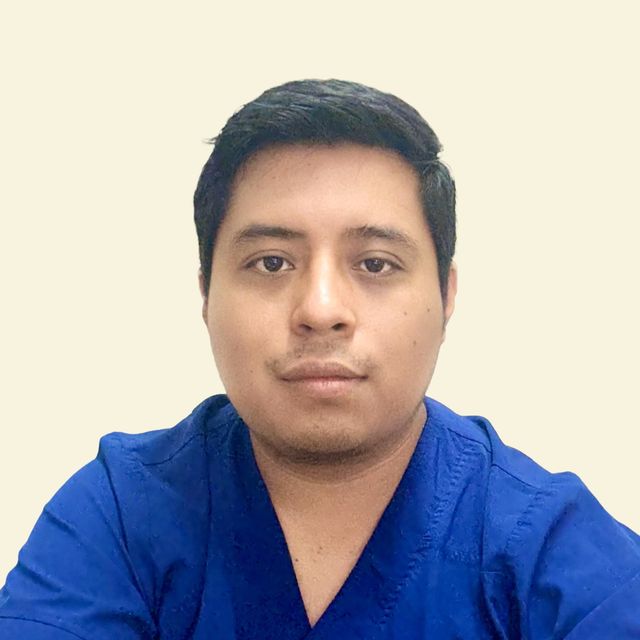 Jorge Yair Bustos Díaz, Cirujano maxilofacial Ciudad de México