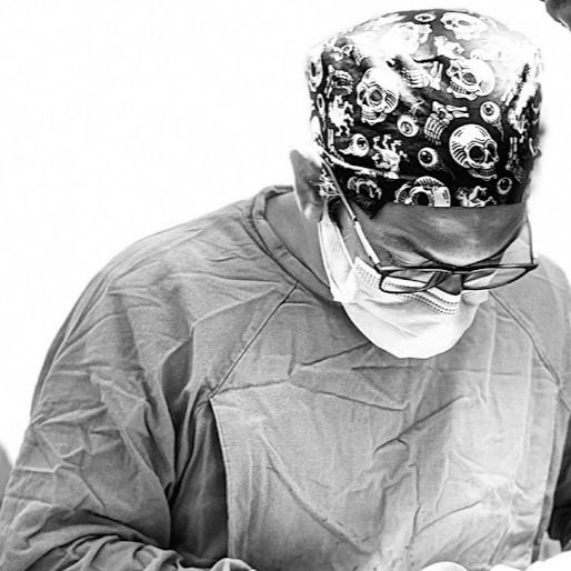 Christopher I Escobar Espinosa, Dentista - Odontólogo León