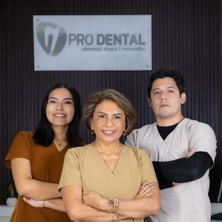 Maria Del Carmen Canul Guzman, Dentista - Odontólogo Coatzacoalcos