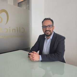 Ampliar imagen: Ernesto Cisneros Fuentes, Dentista - Odontólogo Irapuato