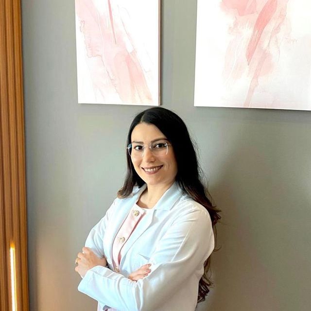 Marielena Gutiérrez Marfil, Ginecólogo Mérida