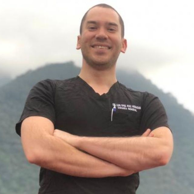 Luis Raúl Ruíz  Humaran, Cirujano general Los Mochis
