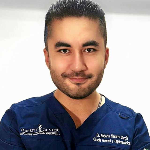 Roberto Navarro García , Cirujano general Monterrey