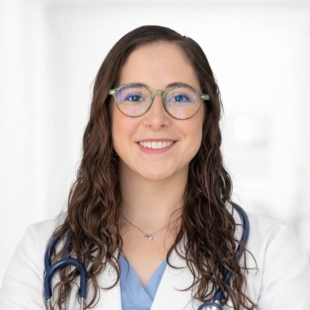 Natalia  Macías Muñoz , Médico general Ciudad de México