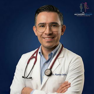 Dr. Alejandro Solano