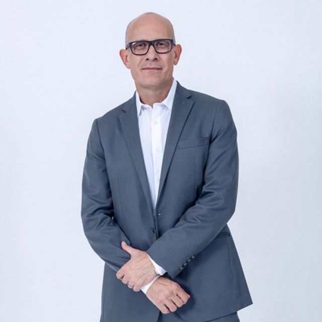 Manuel Arnoldo Barrera Solis, Urólogo Chihuahua