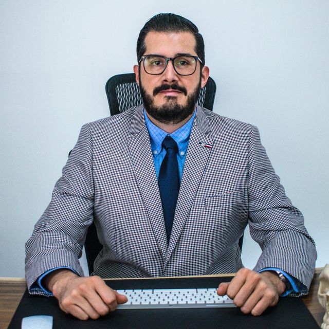 Luis Francisco Camacho Herrera, Neurocirujano Guadalajara