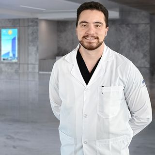 Emmanuel Guerrero Soto, Cirujano maxilofacial Santiago de Querétaro