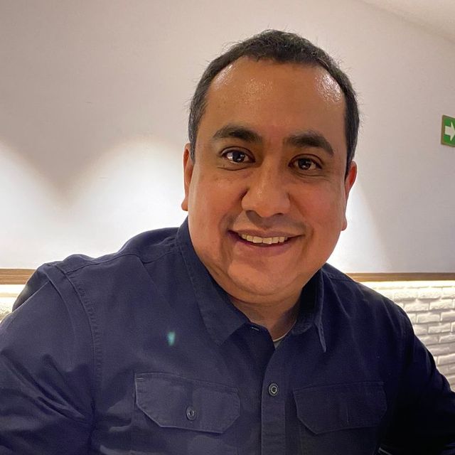 Paris David Nóhpal López, Psicólogo Metepec