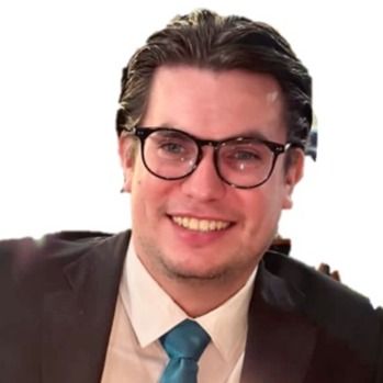 Eduardo Flores, Médico general Monterrey