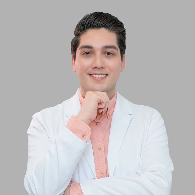Ivan Enrique Cano Lizarraga, Dermatólogo Monterrey