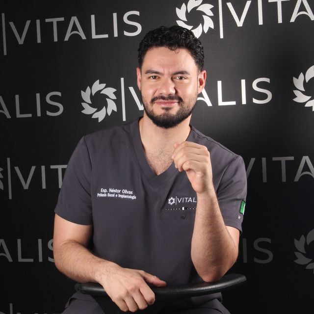 Nestor Olivas Garcia, Dentista - Odontólogo Chihuahua