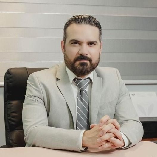 Daniel E. Espinoza Cruz, Ginecólogo Hermosillo