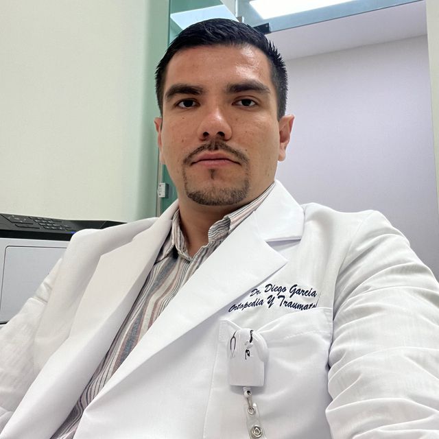 Diego Nicolas García Cortes, Traumatólogo Puerto Vallarta