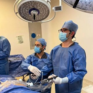 Ampliar imagen: Miguel Ángel Olmedo Muñoz, Urólogo Puebla