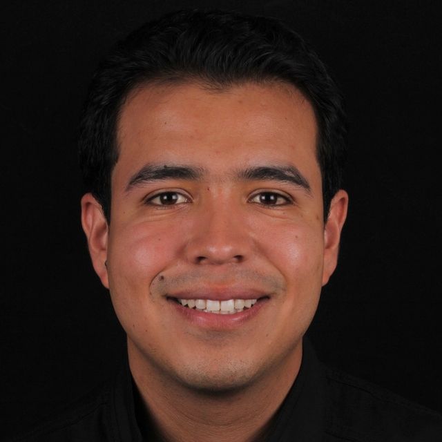 Luis Manuel Carrillo Sanchez , Dentista - Odontólogo Torreon