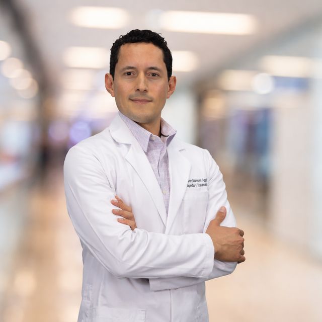 Ivan Ramses Aguila Ledesma, Ortopedista Tijuana