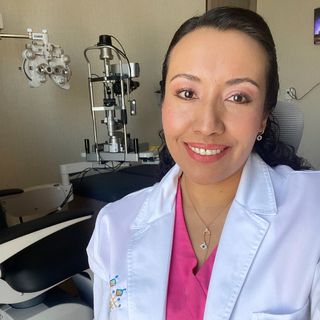 Ampliar imagen: Iraís Martínez Montoya, Oftalmólogo Benito Juárez