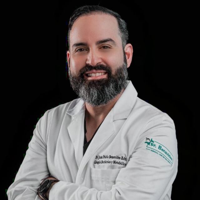Juan Pablo Benavides Rodriguez, Cirujano general Monterrey