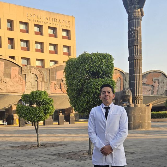 Miguel Angel Valenzo Velázquez, Gastroenterólogo Cuauhtémoc