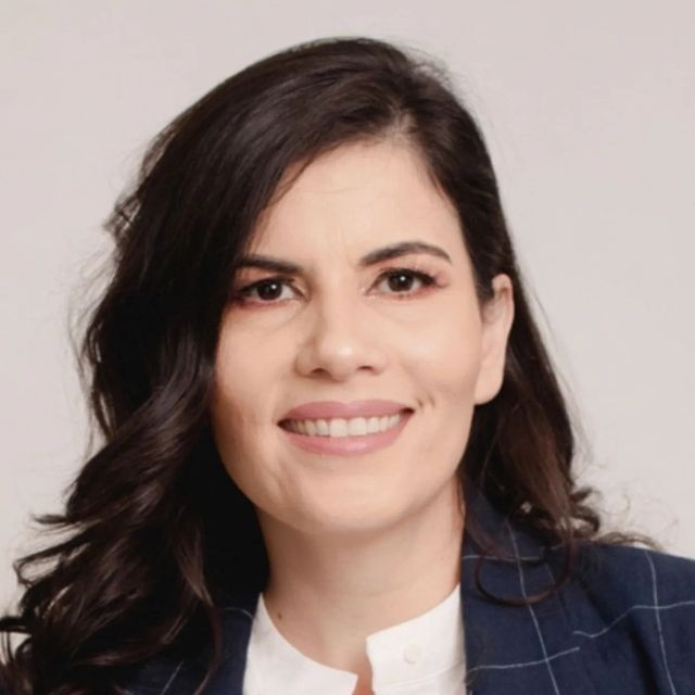 Yeni Zavala, Psicólogo Corregidora