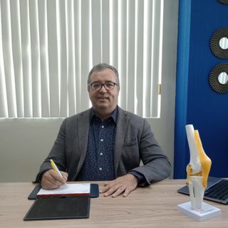 Dr. Alfonso Silveyra Román