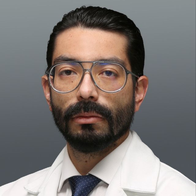 Sergio  Contreras Garduño, Oncólogo médico Ciudad de México